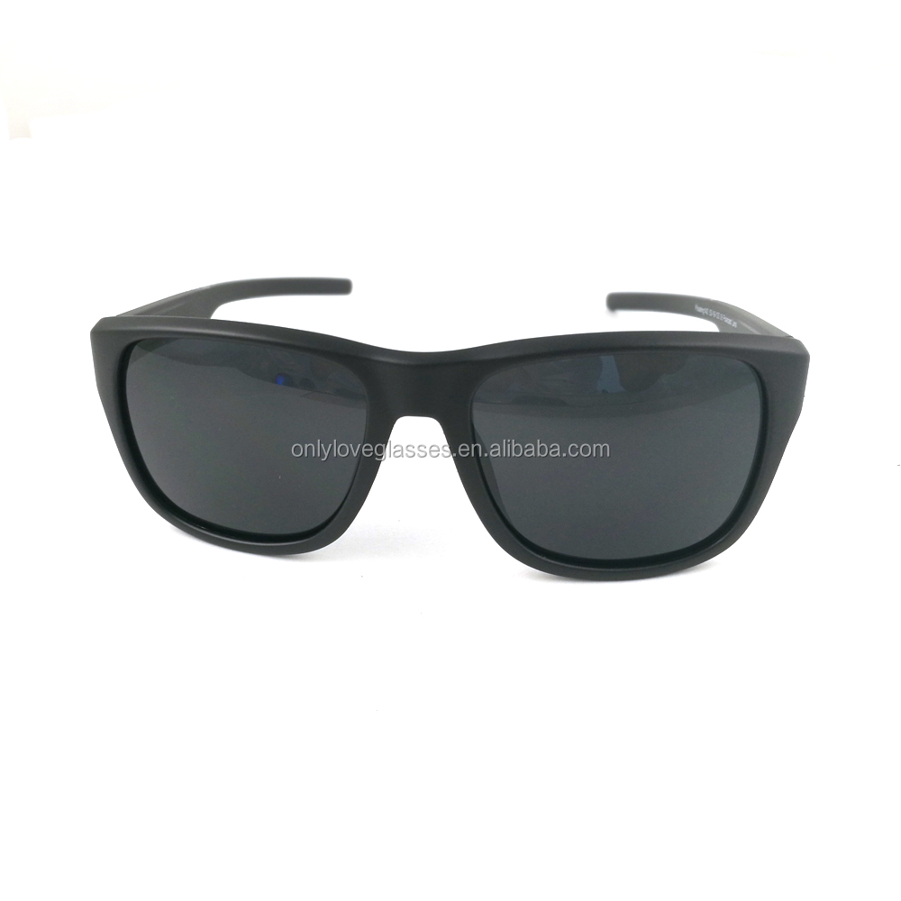 Lightweight and Comfortable New Design Plastic Floating Polarized Sunglasses with Gray Frame Tac Lenses