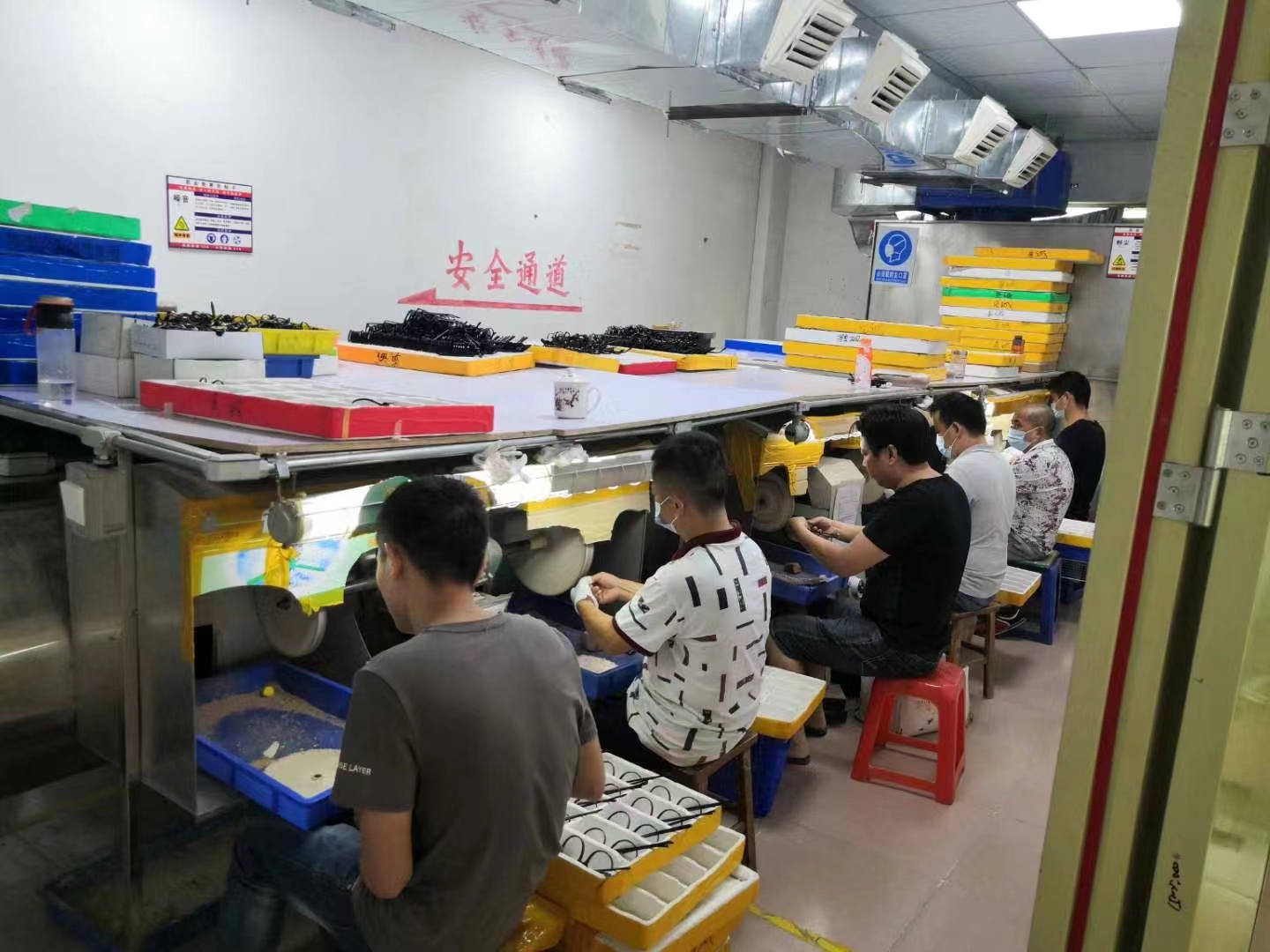Manufacturing equipment