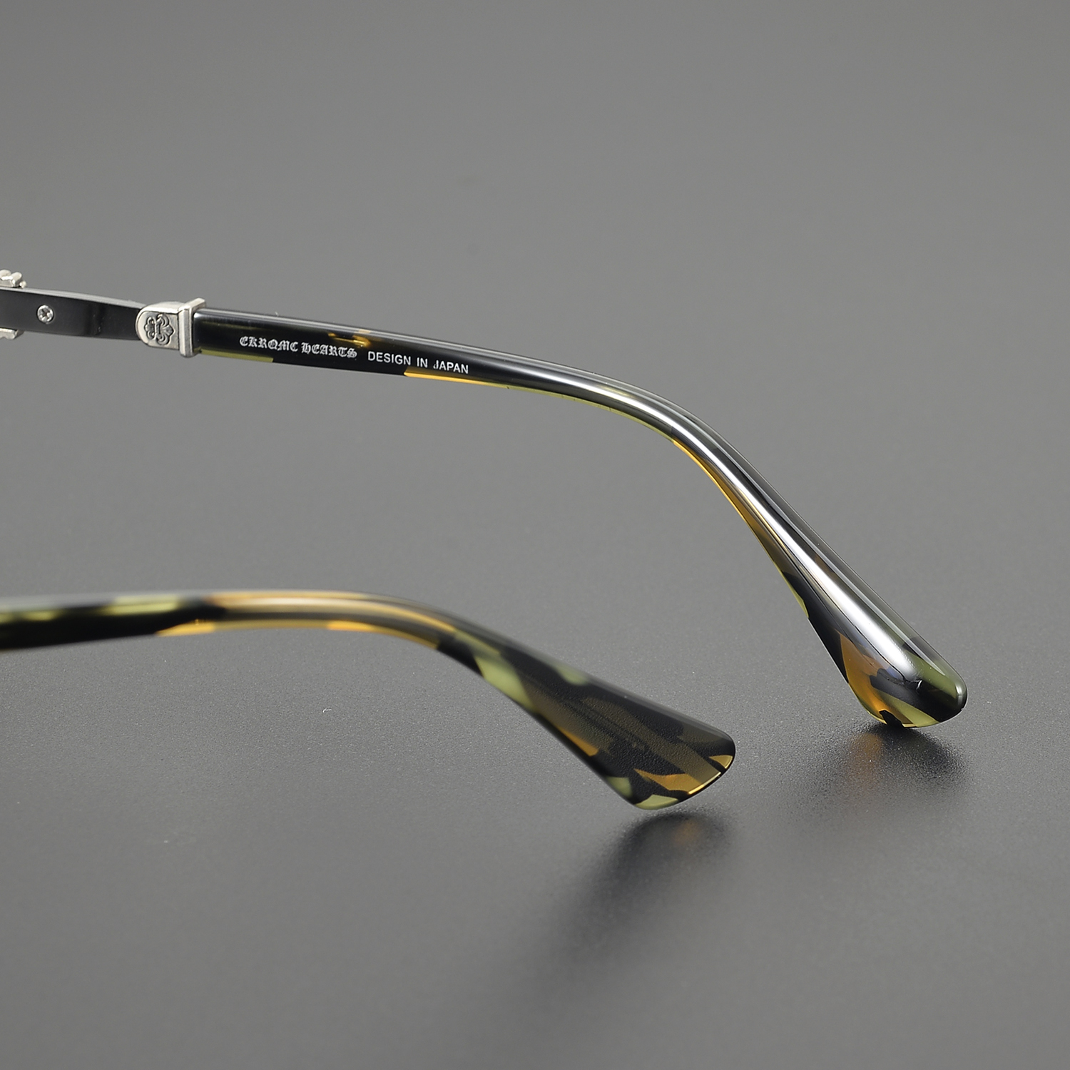 Eyewear product showcase