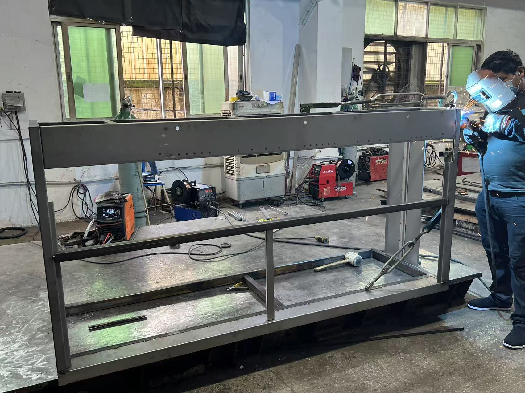 Custom Stainless Steel Industrial Structure Stamping Welding Frame Sheet Metal Fabrication